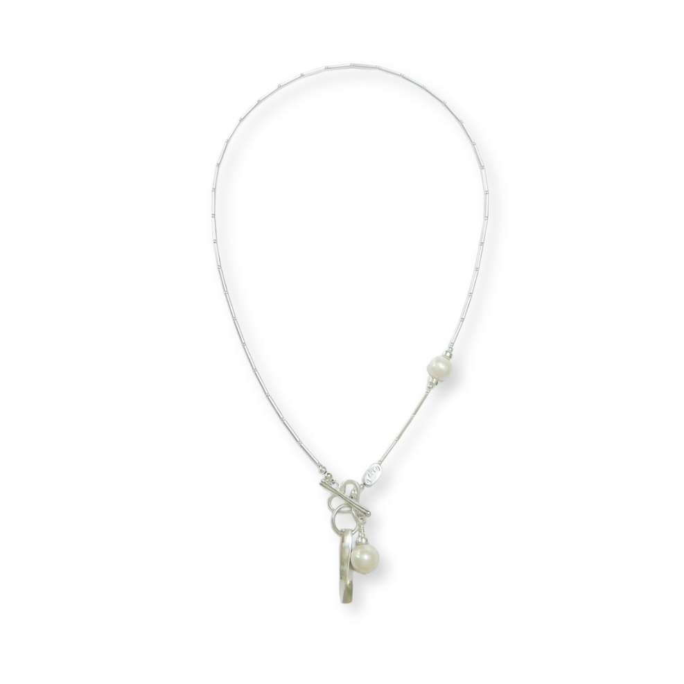 Sleek Drop Pearl Necklace