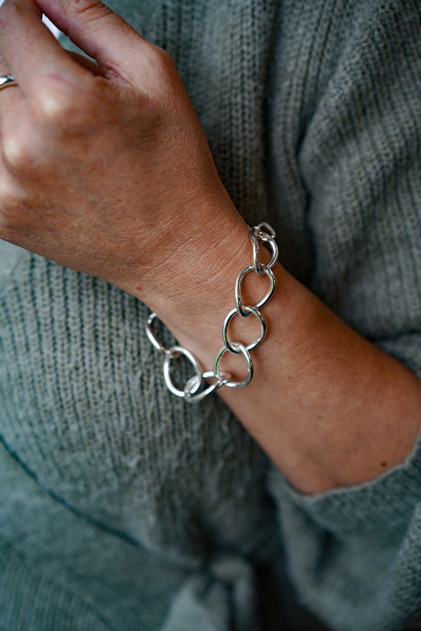 Large Open Curb Bracelet